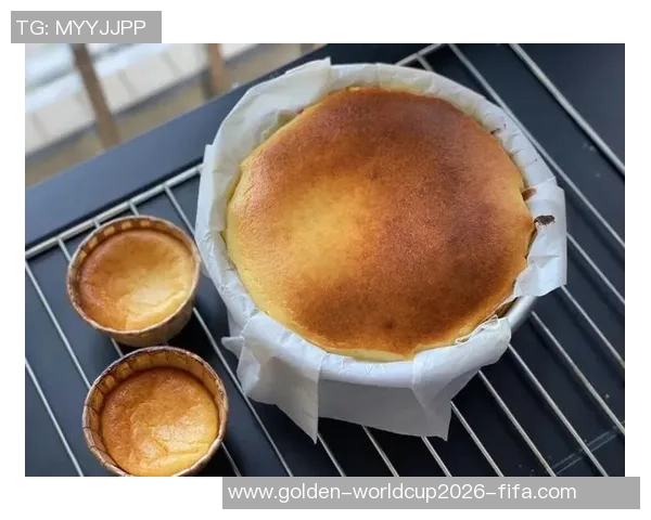 自由足球巴士克蛋糕的美味之旅与创意制作分享 自由足球巴士克蛋糕的美味之旅与创意制作分享