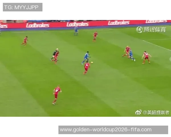 足球媒介小姐姐带你领略赛场背后的故事与精彩瞬间 足球媒介小姐姐带你领略赛场背后的故事与精彩瞬间